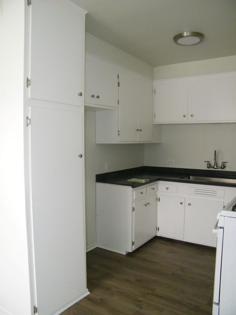 2Bed 2Bath Available Now – photo 5