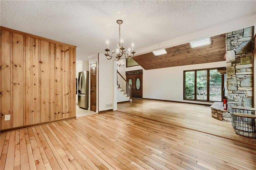 570 Idlewood Drive NW – photo 5