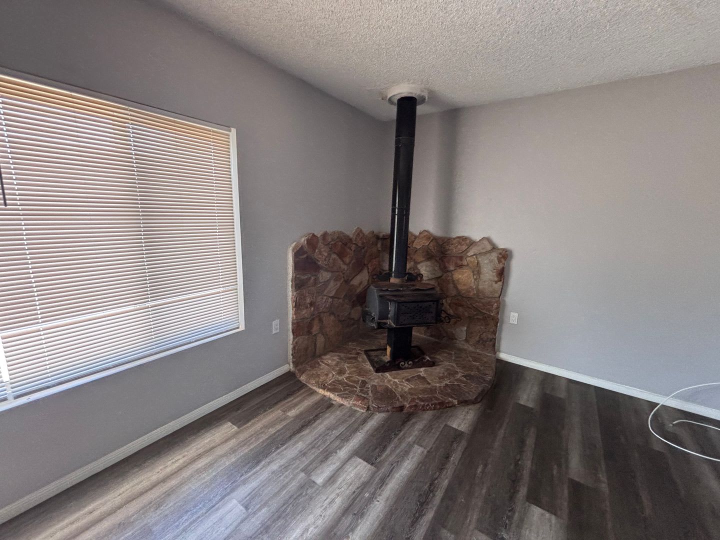 3 Bedroom 2 Bath House in prime location to elementary school in Yucca Valley – photo 4