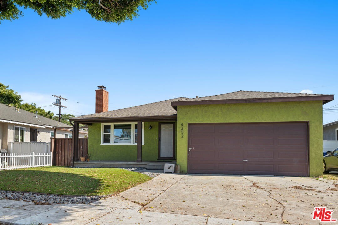 4352 Globe Ave – photo 3