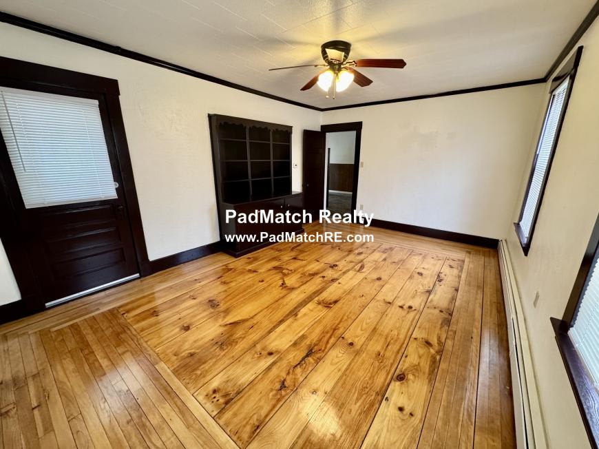 219 Charlton St. – photo 3