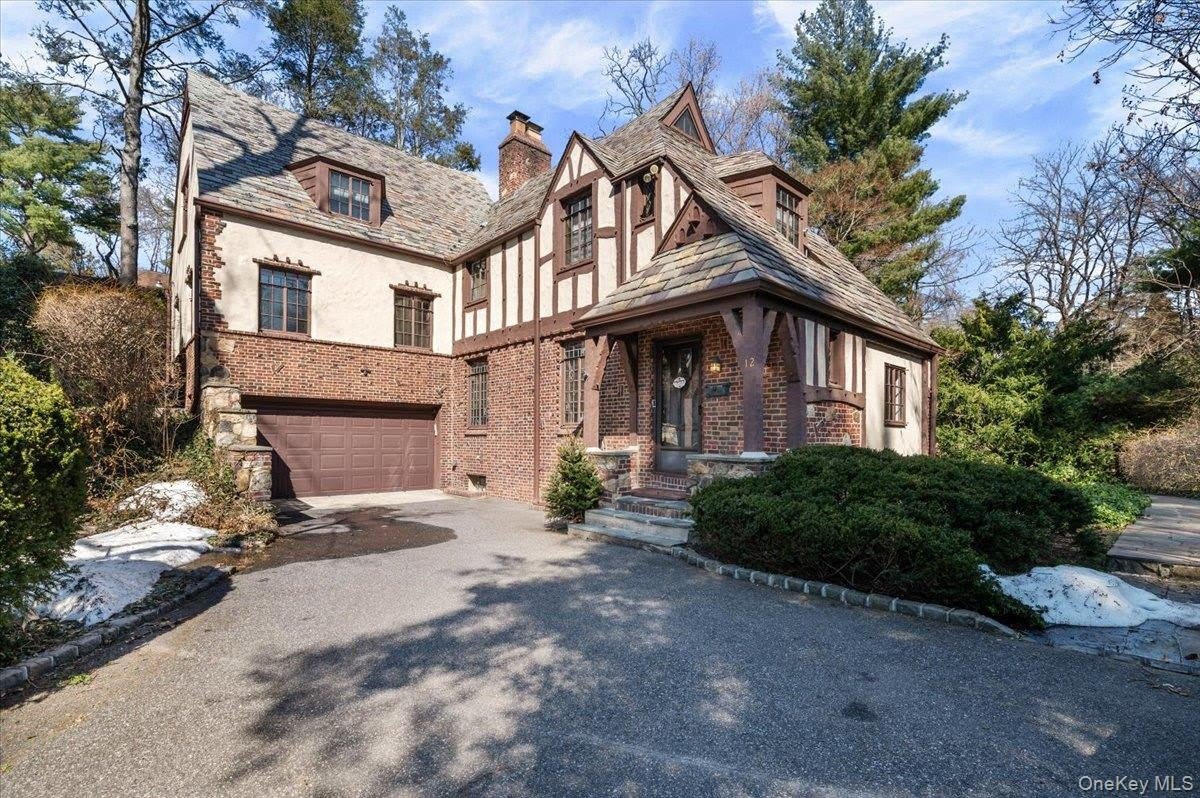 12 Hampton Road – photo 1