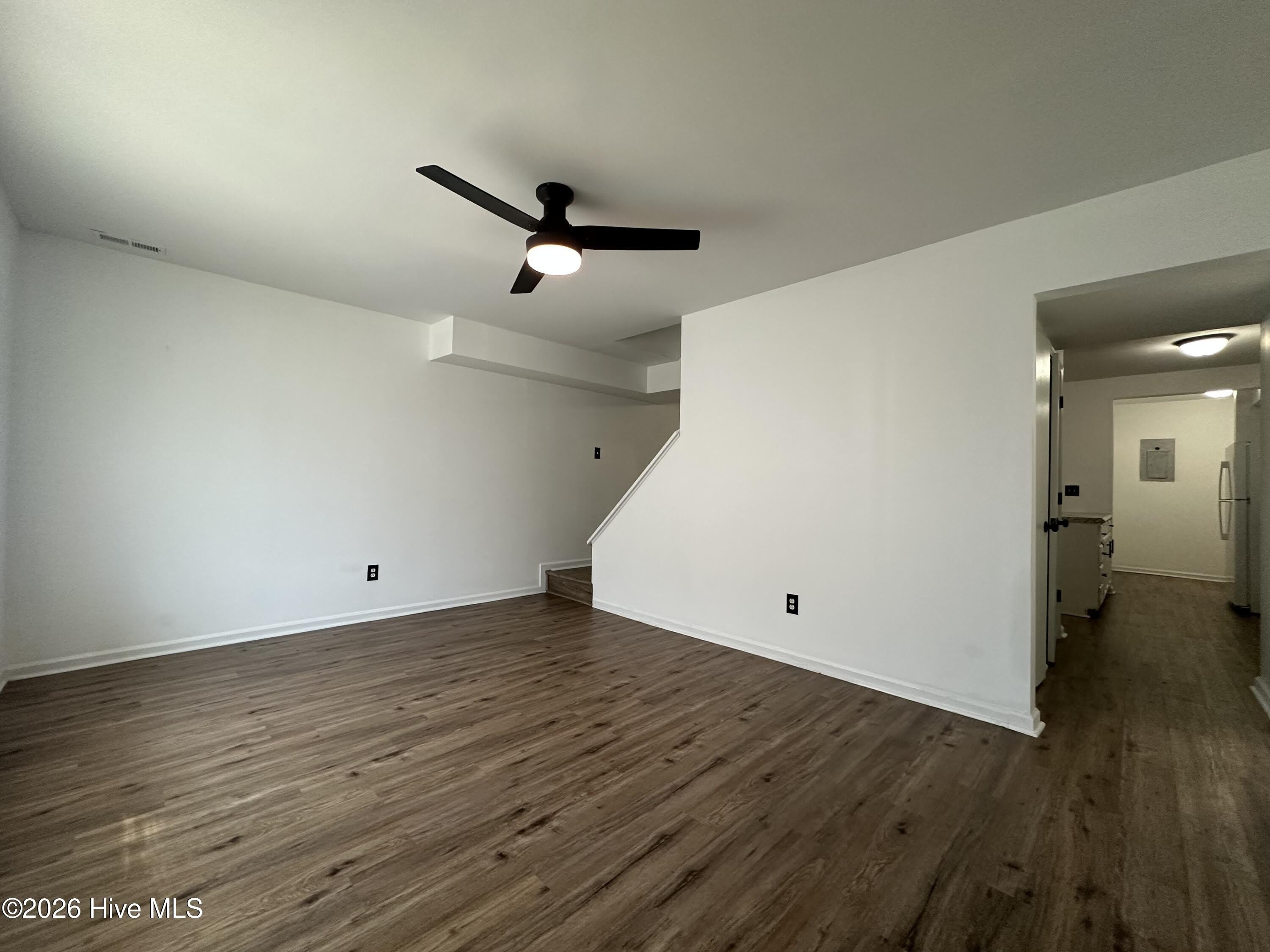 414 Myrtlewood Circle – photo 3