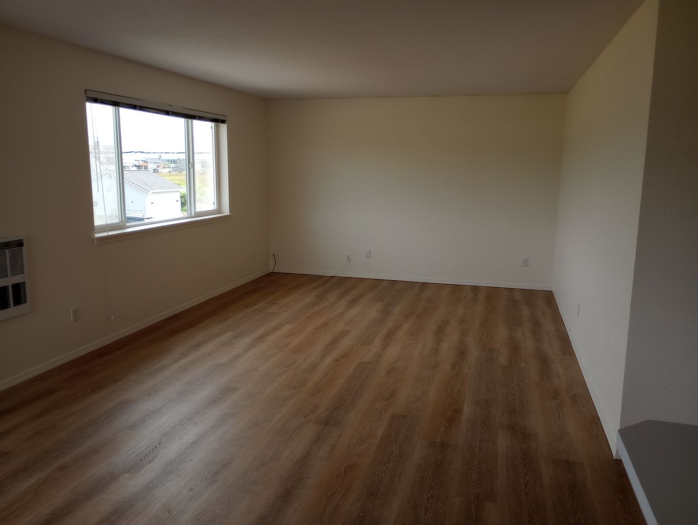 4421 Sucia Dr. *ONE MONTH FREE RENT WITH A NEW LEASE* – photo 4