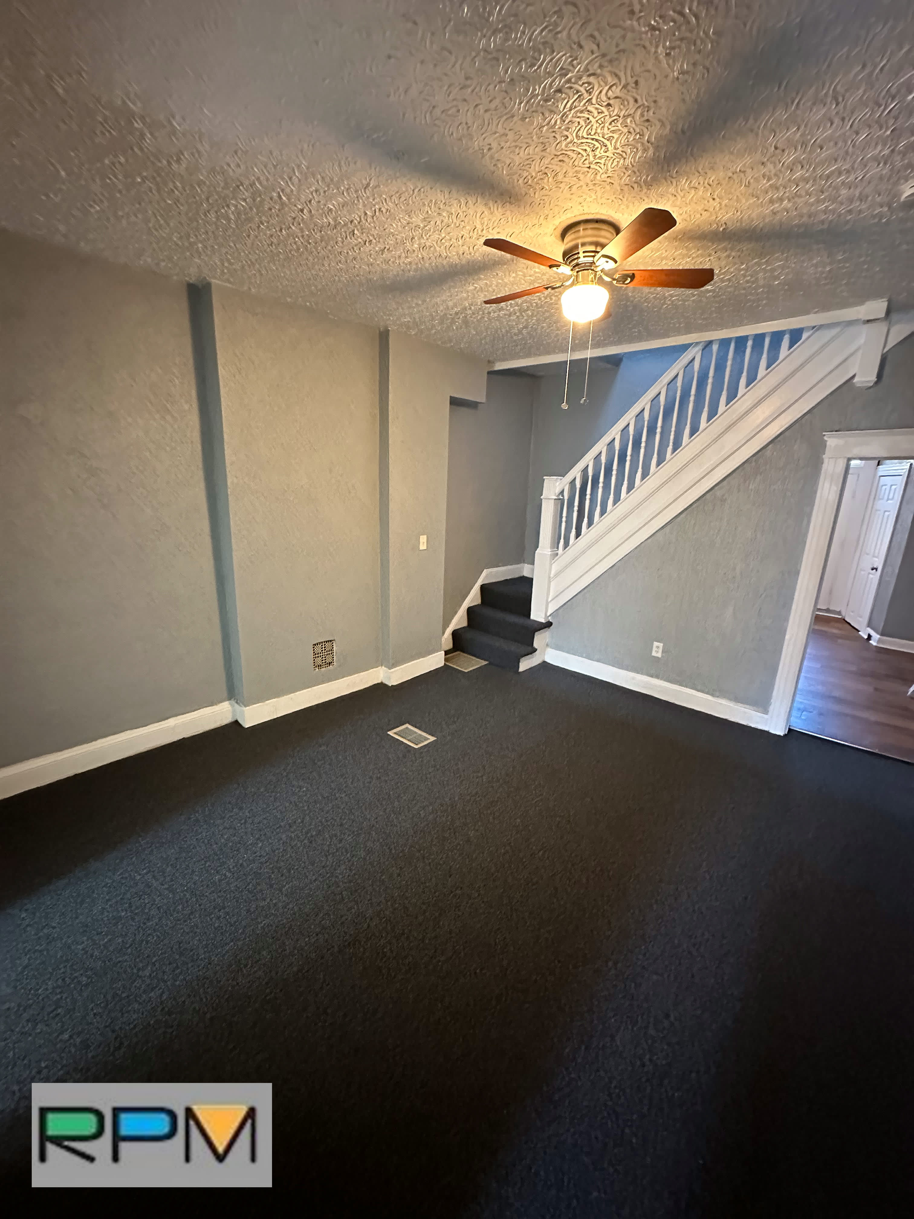 2712 Baker St – photo 4