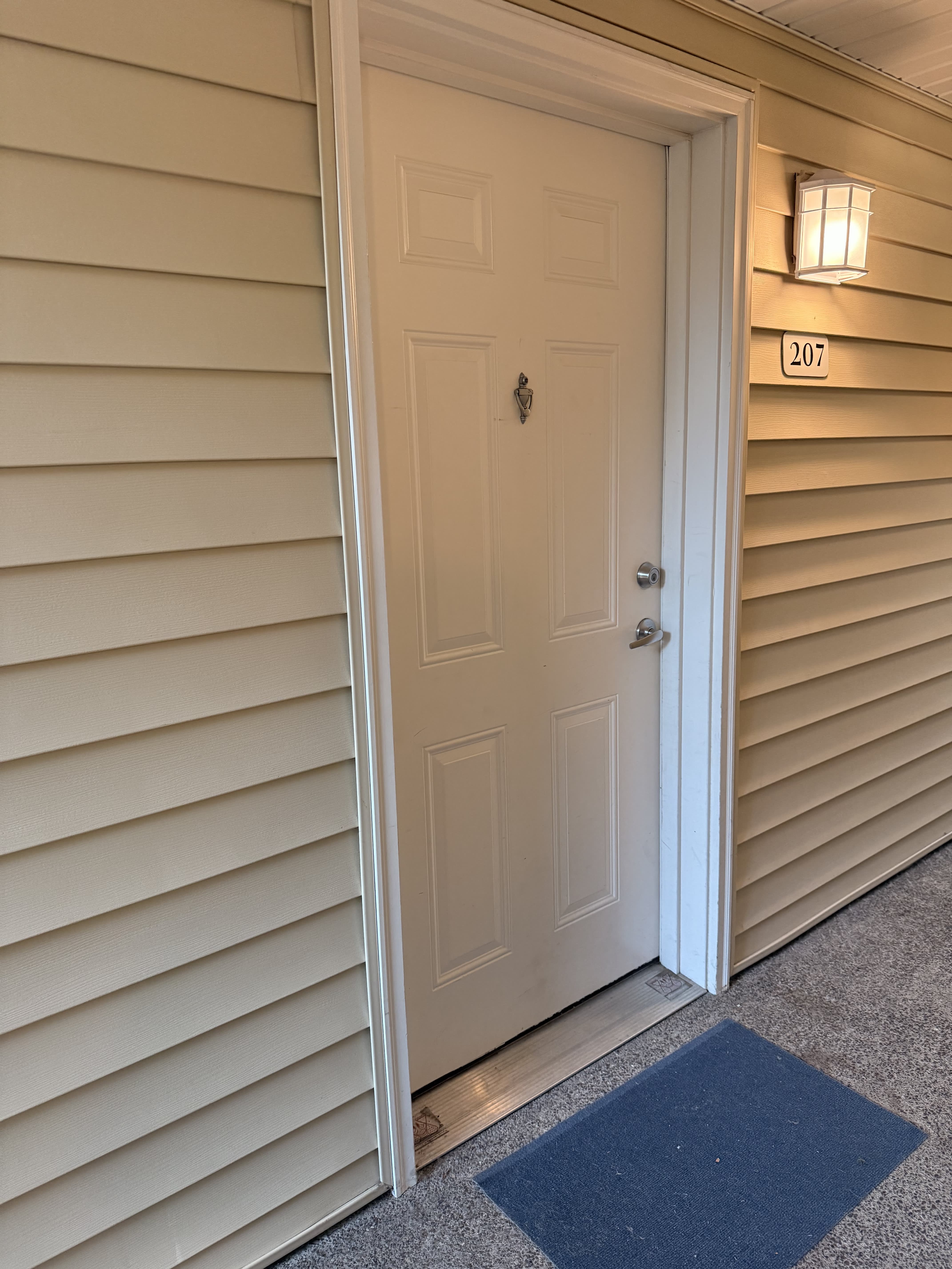 770 Nw 185th Ave – photo 2