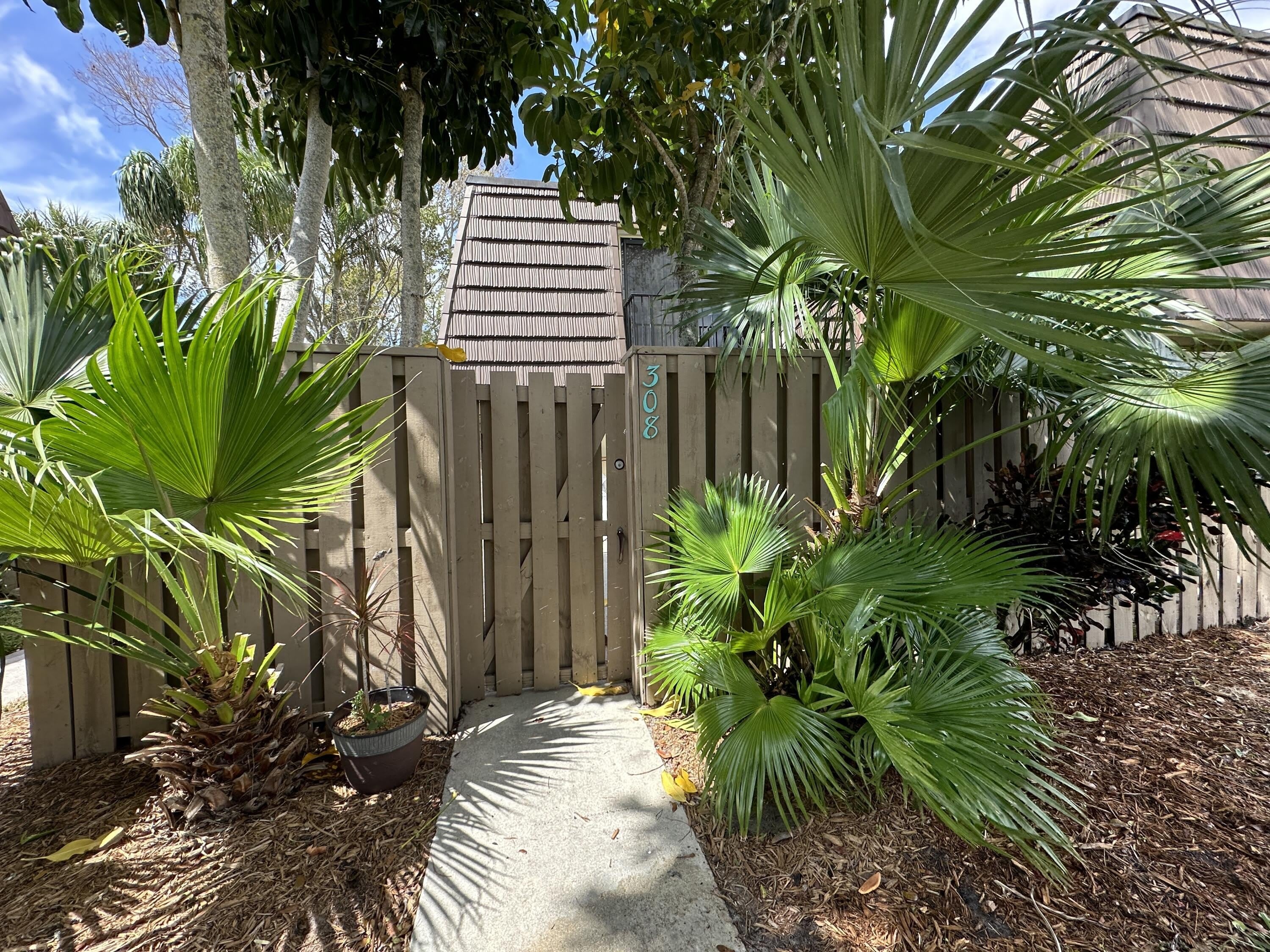 308 3rd Court – photo 2