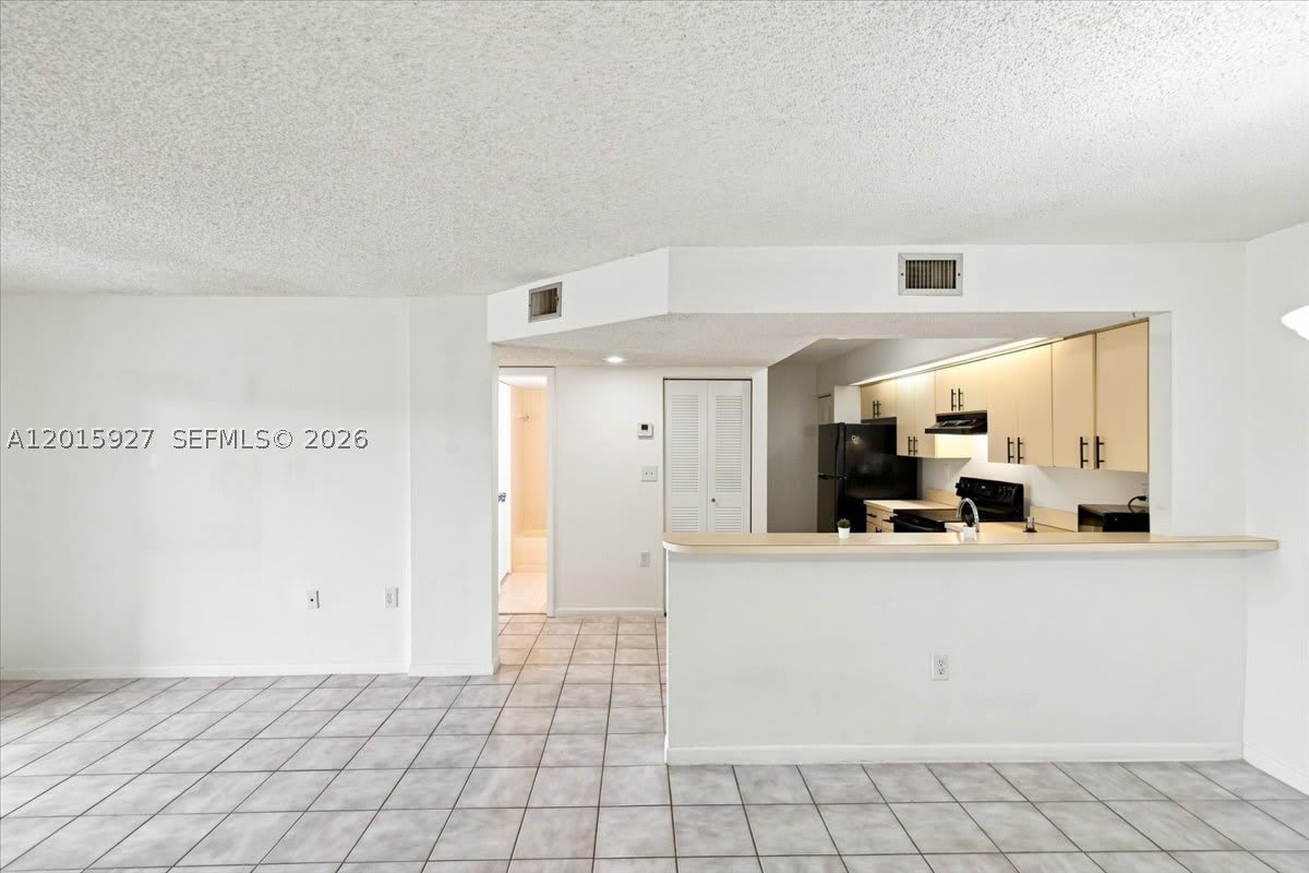 8660 SW 212th St – photo 1