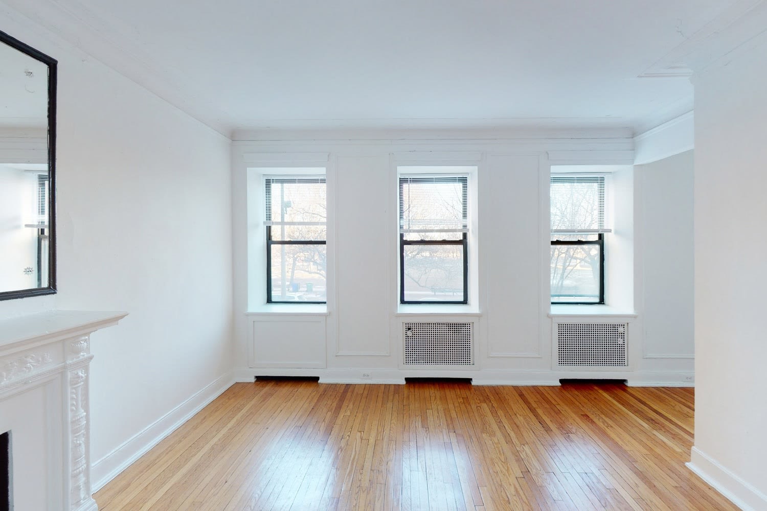 1507 West Barry Avenue – photo 4