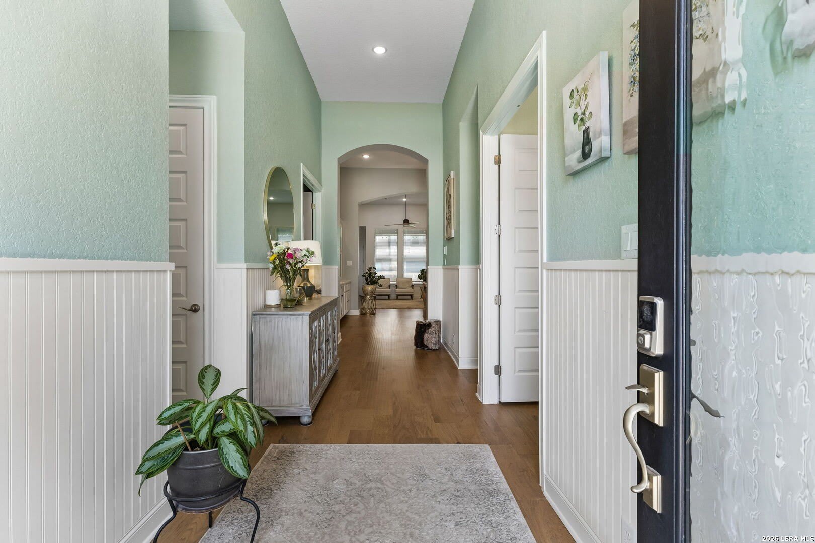 6826 Hallie – photo 2