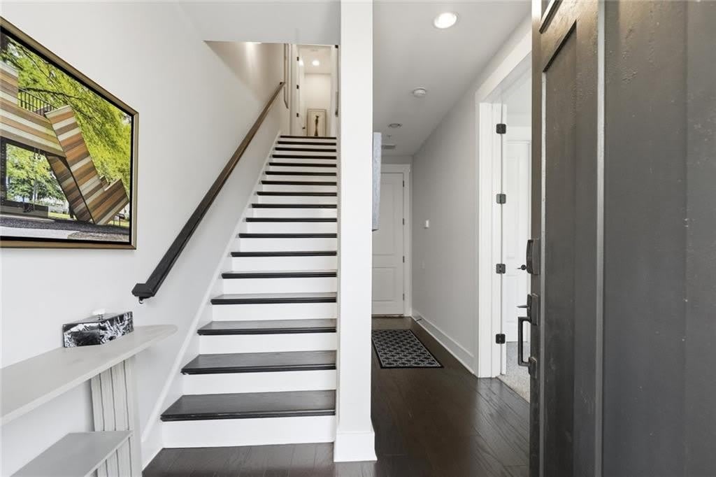 285 Castleberry Hill Walk Sw – photo 4