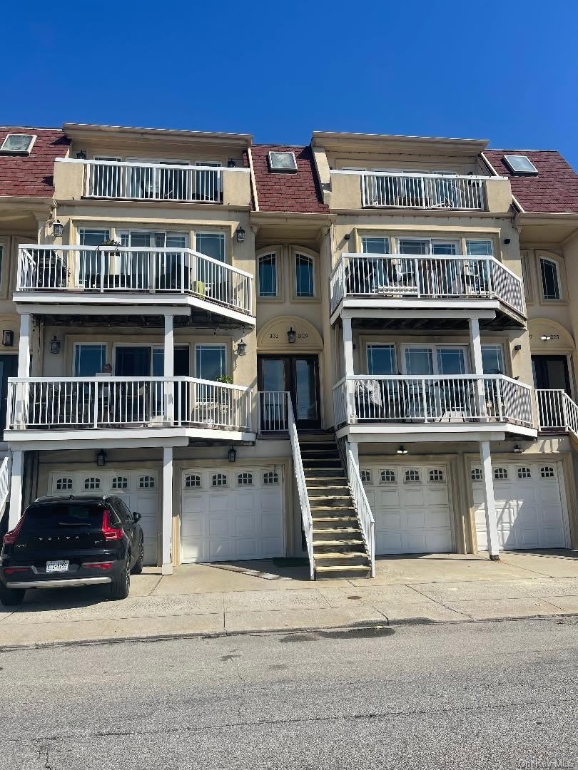 329 W Broadway – photo 2