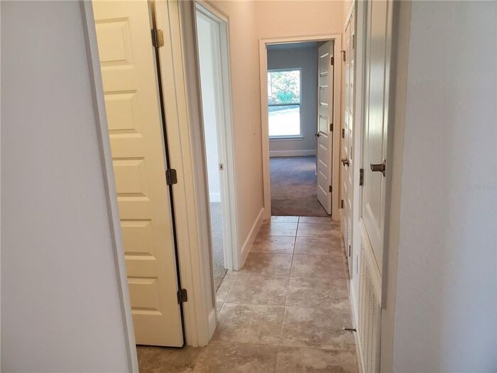 1138 Berry Lane – photo 3