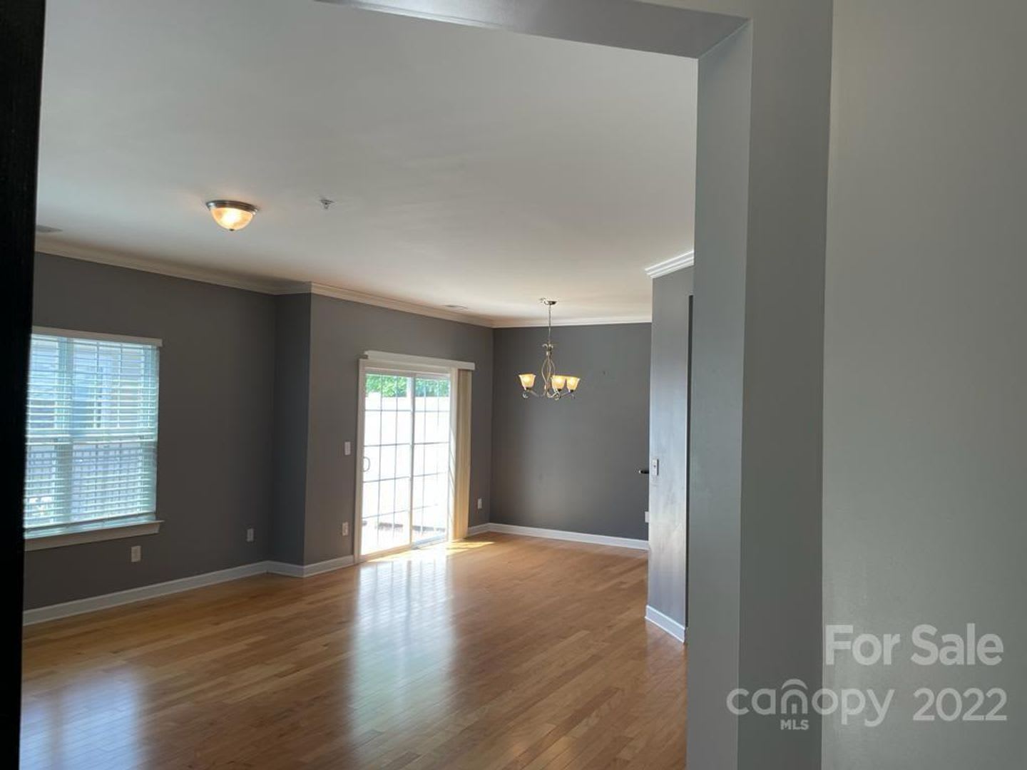 Short Term Rental Coming Soon 3 Br 2 5Ba Renovated Townhome 2 Car Garage Parking Neighborhood Pool In Ballantyne – photo 4