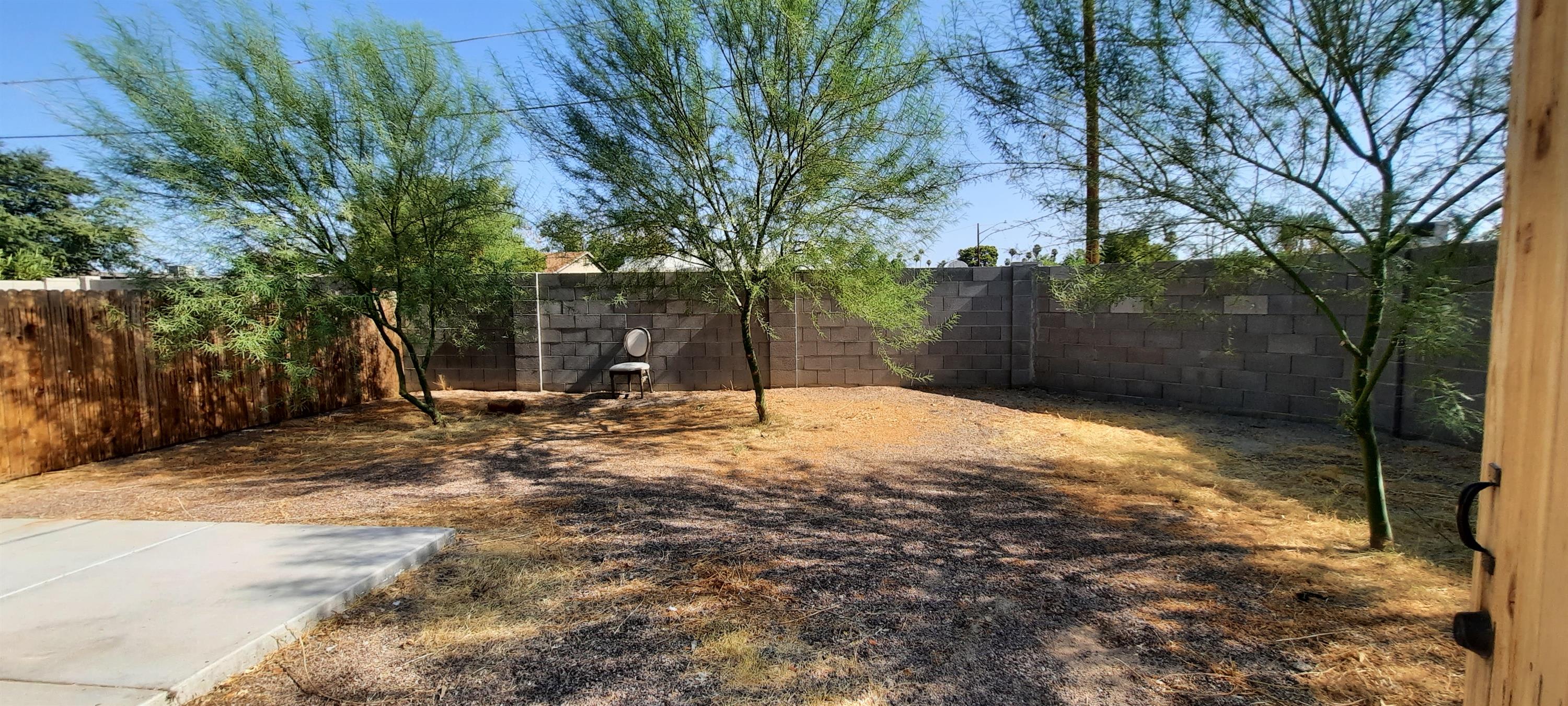 1804 W Roma Ave Guest House – photo 2