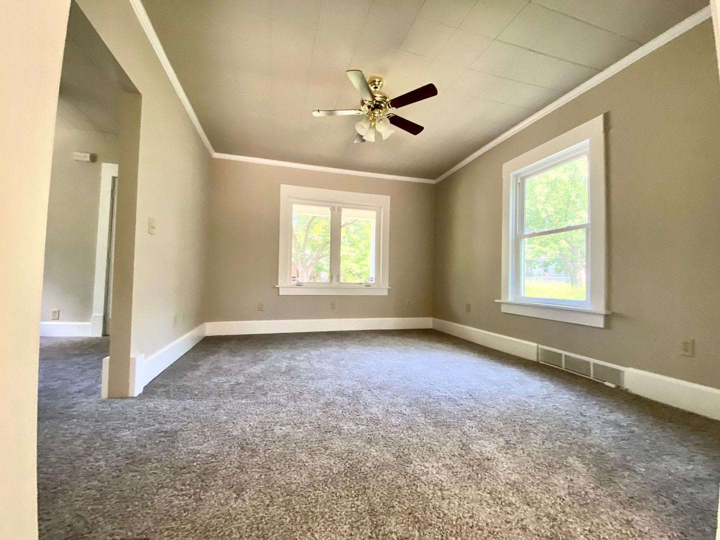 Newly remodeled 3 bedroom 1 bath – photo 3