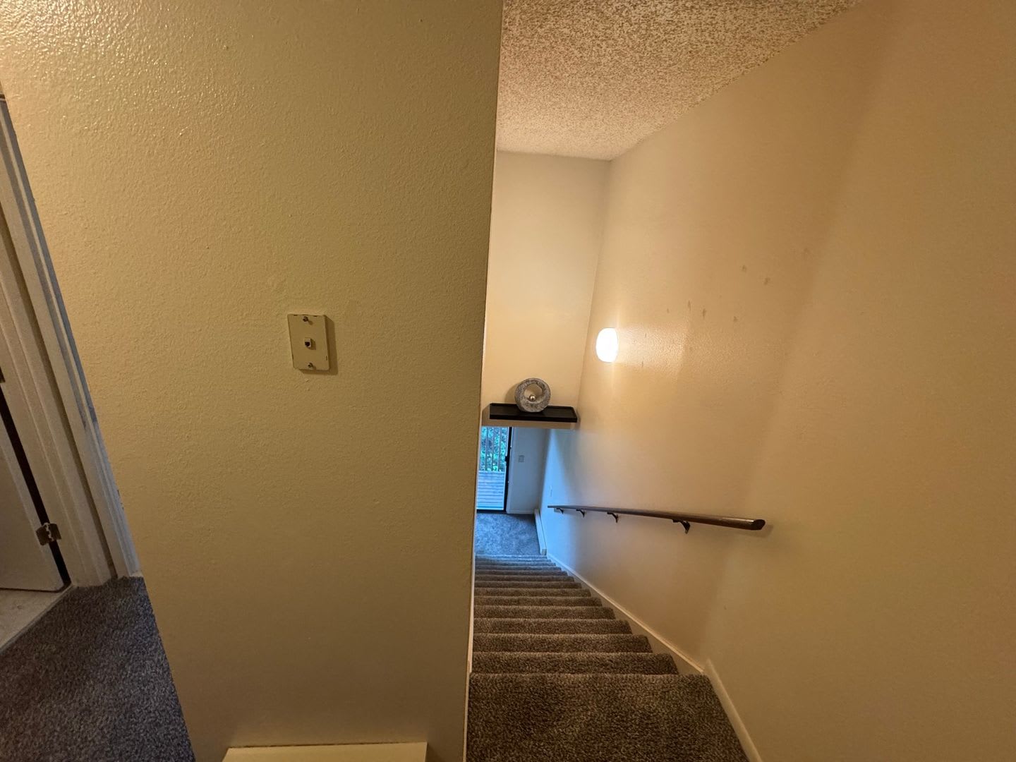 Charming 3BR Condo in Anchorage – photo 4