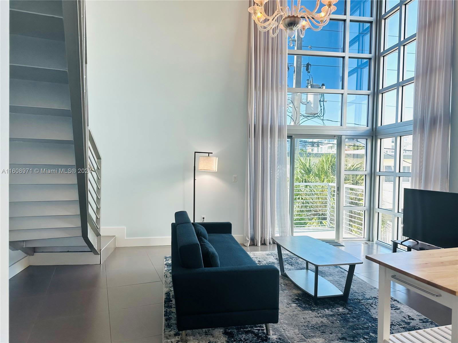 7700 Collins Avenue – photo 2