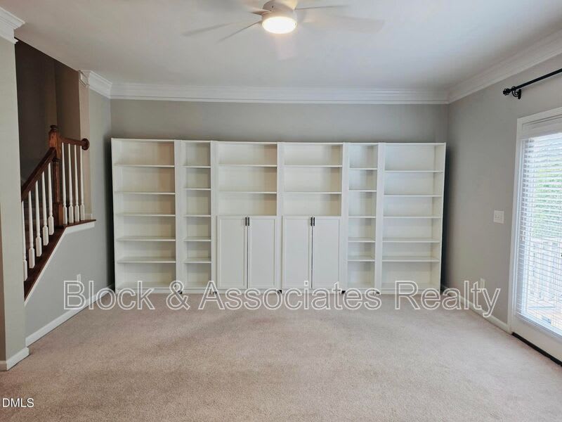 124 Braeside Ct – photo 3