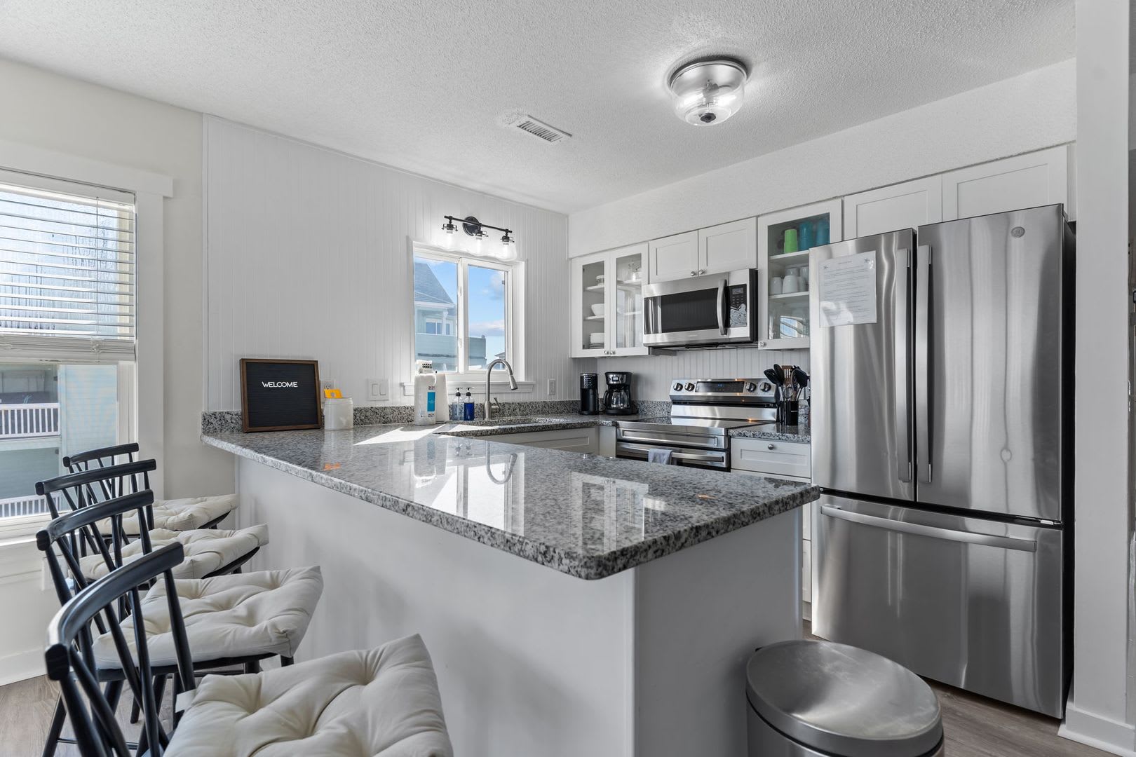 Oceanfront Furnished Condo Carolina Beach North End Mid Term Extended Stays – photo 2