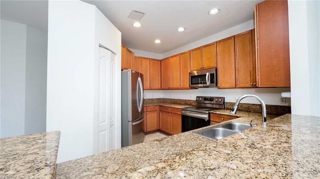 7020 Ambrosia Ln – photo 2