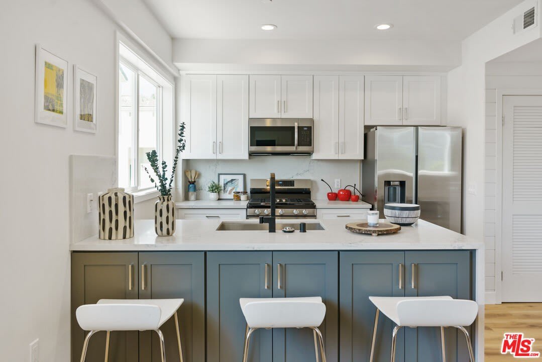 14651 W Sara Ln – photo 1