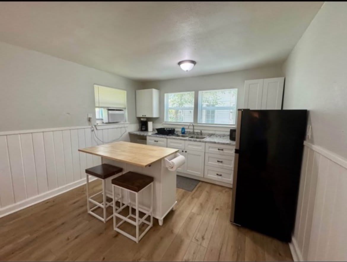 1210 Hogan Lane – photo 5