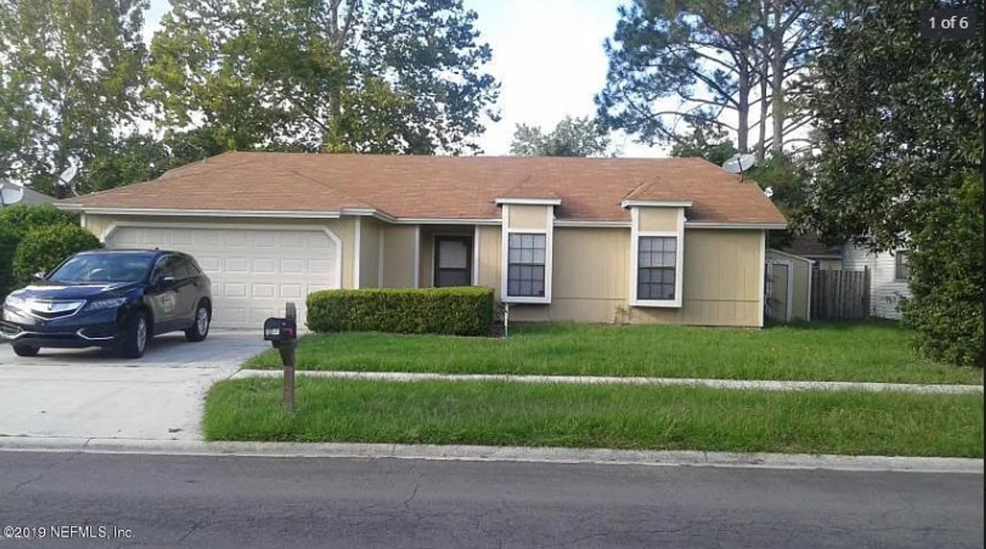 3 Bedroom 2 Bathroom Single Family Home – photo 1