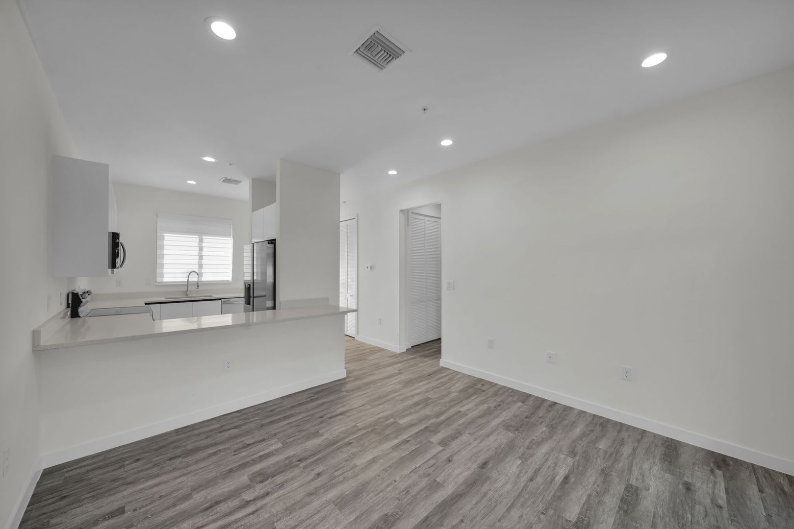 4502 Orchid Blvd – photo 4