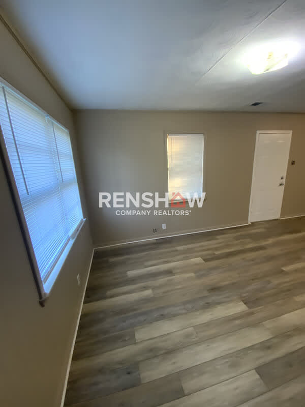 343 Lockard St – photo 3