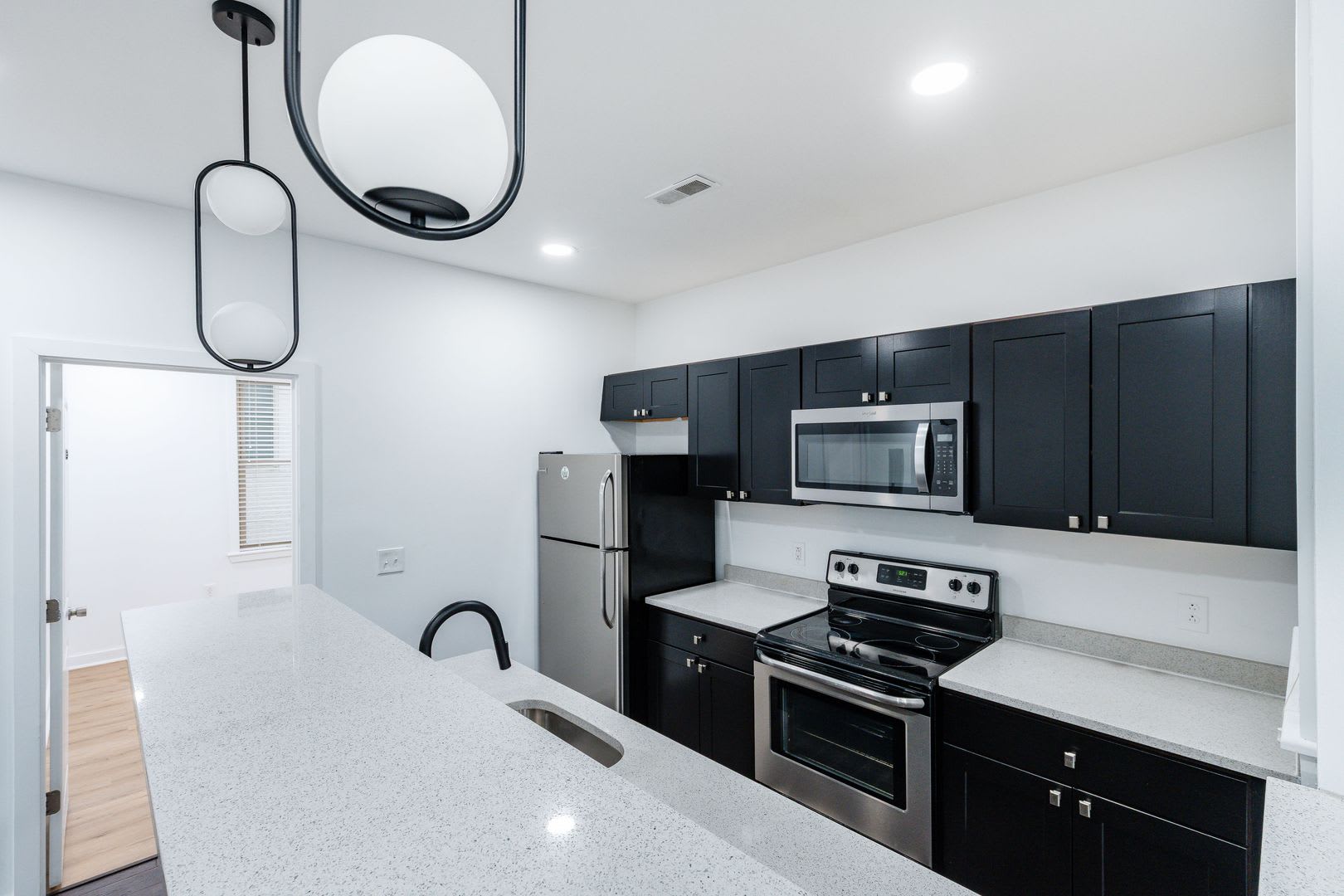 Temple Apartments – photo 5