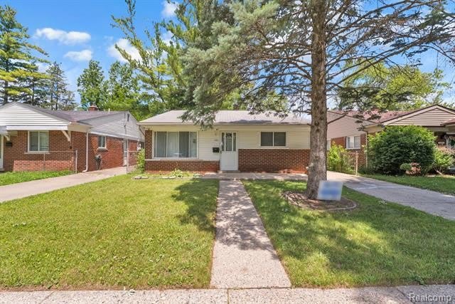 25636 Norfolk Street – photo 4