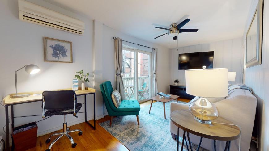 282 Washington St – photo 2