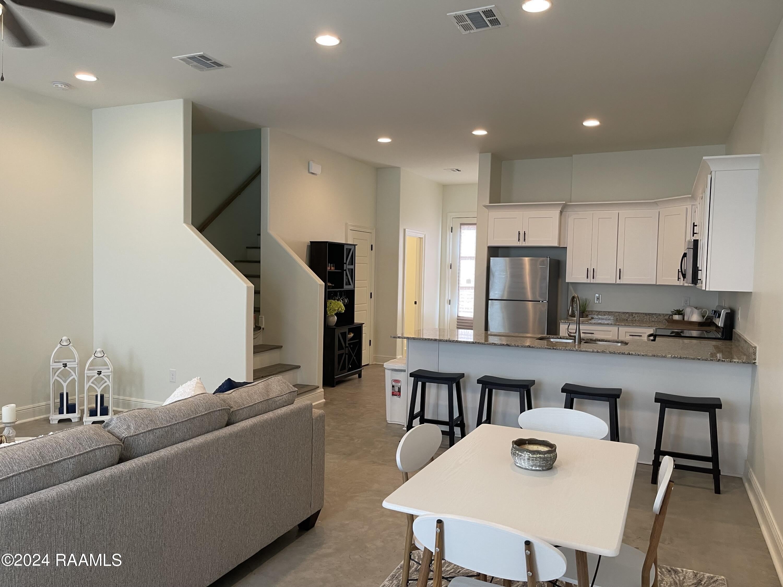 721 Almonaster Road – photo 2