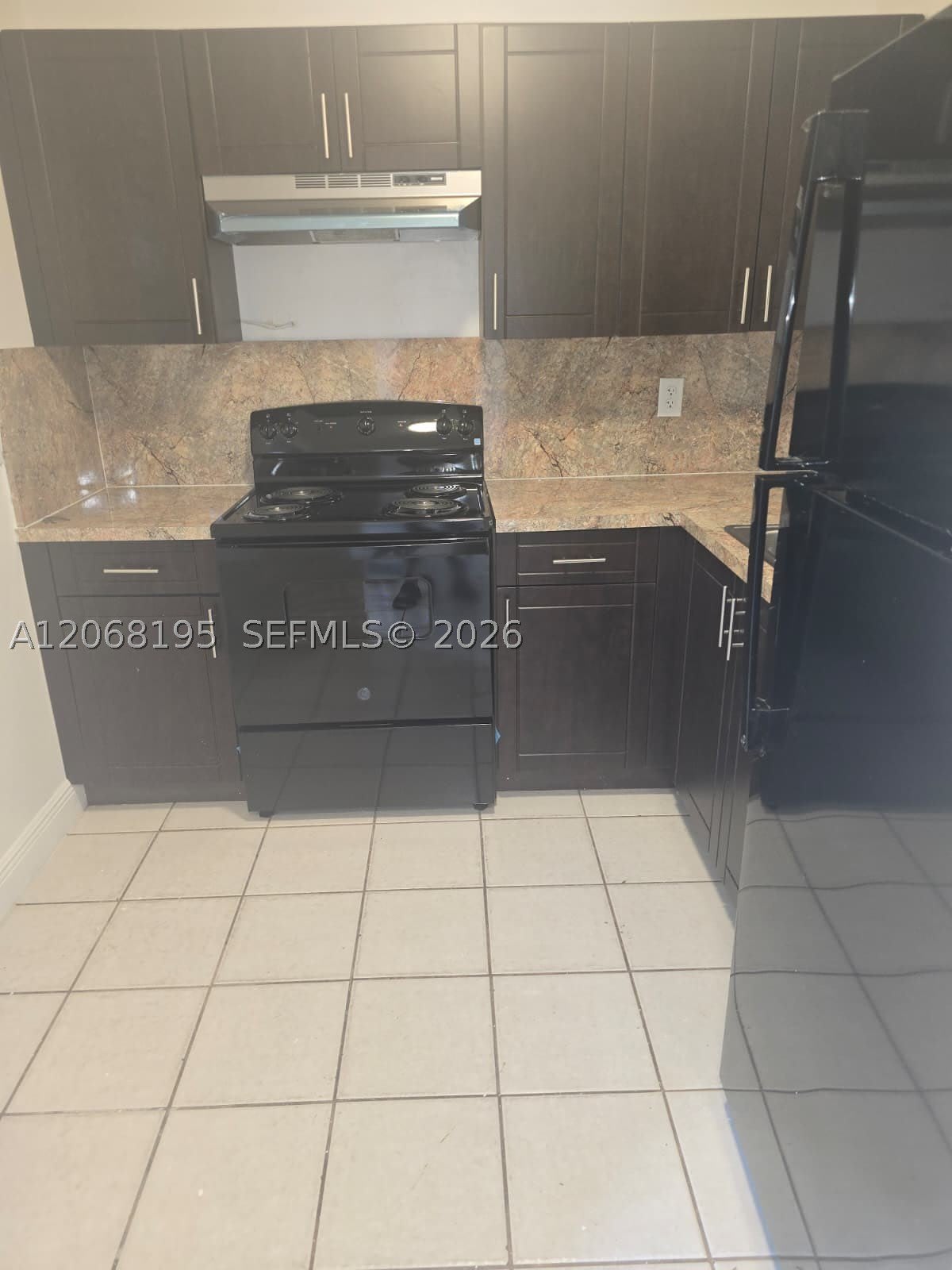 13725 NE 6th Ave – photo 5