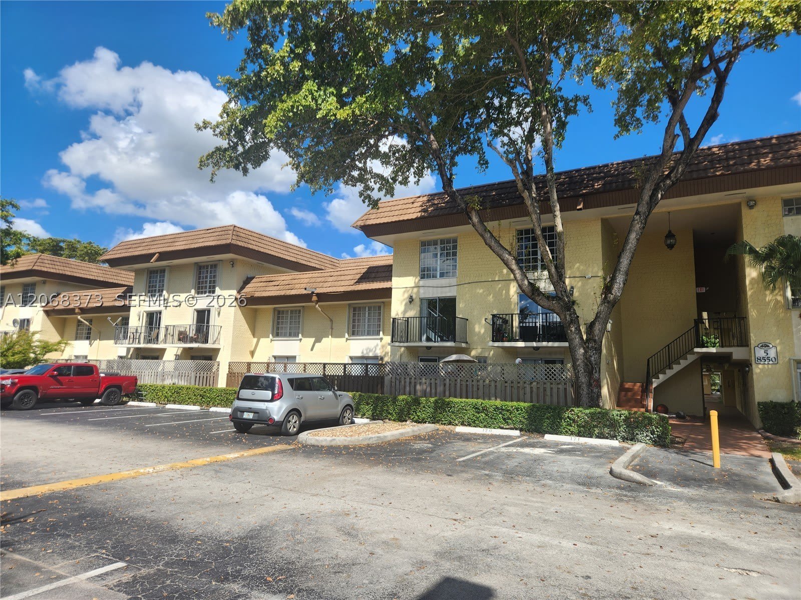 8550 SW 109th Ave – photo 3