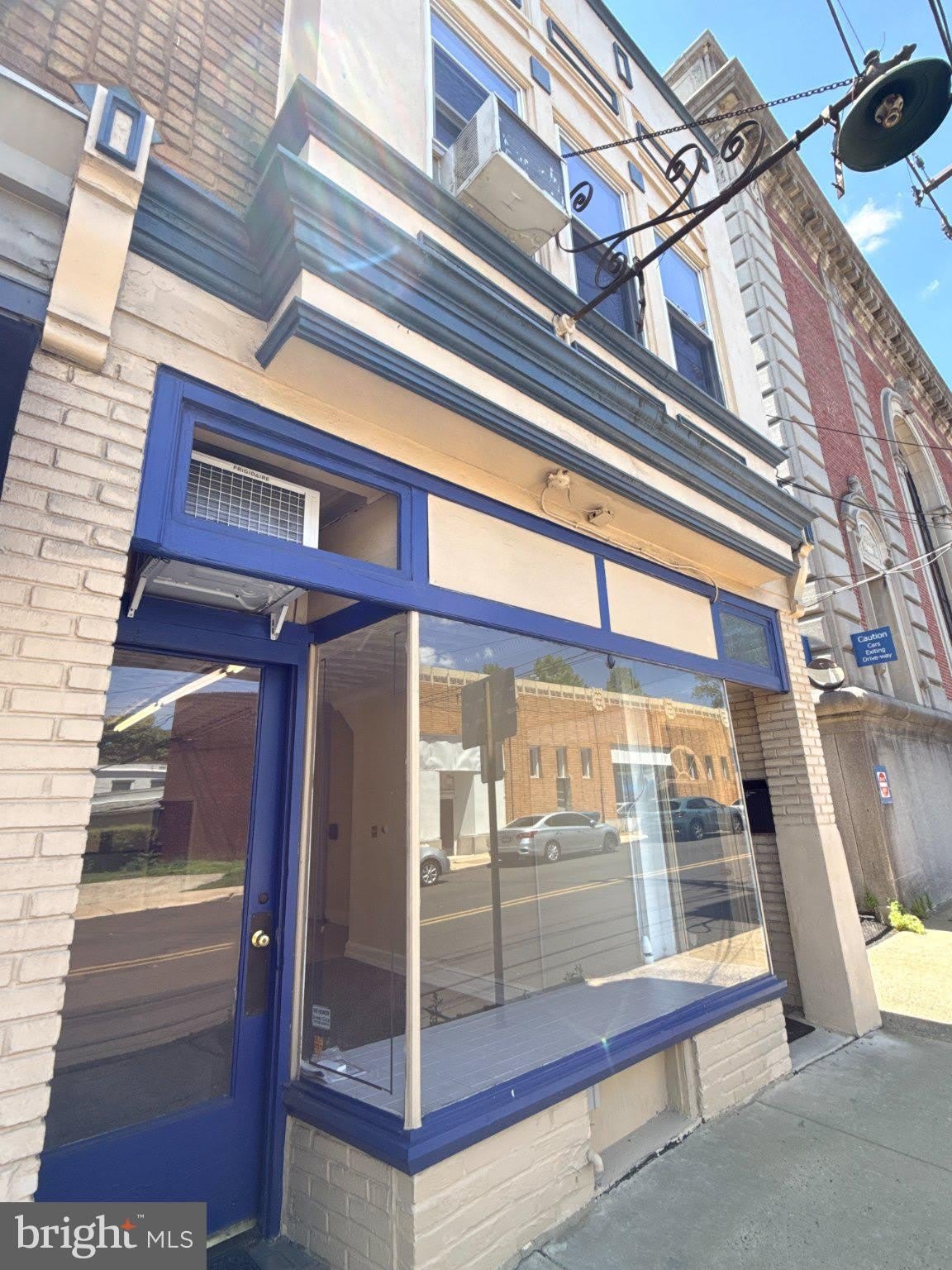 10 E GLENSIDE Avenue – photo 2