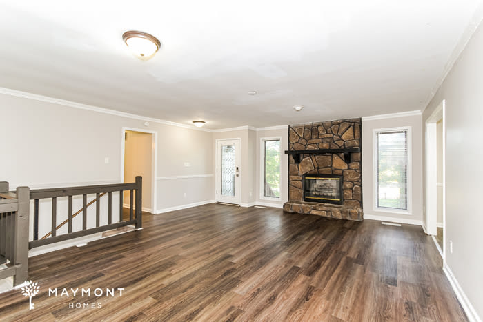 3405 Hilltop Road Southeast – photo 5