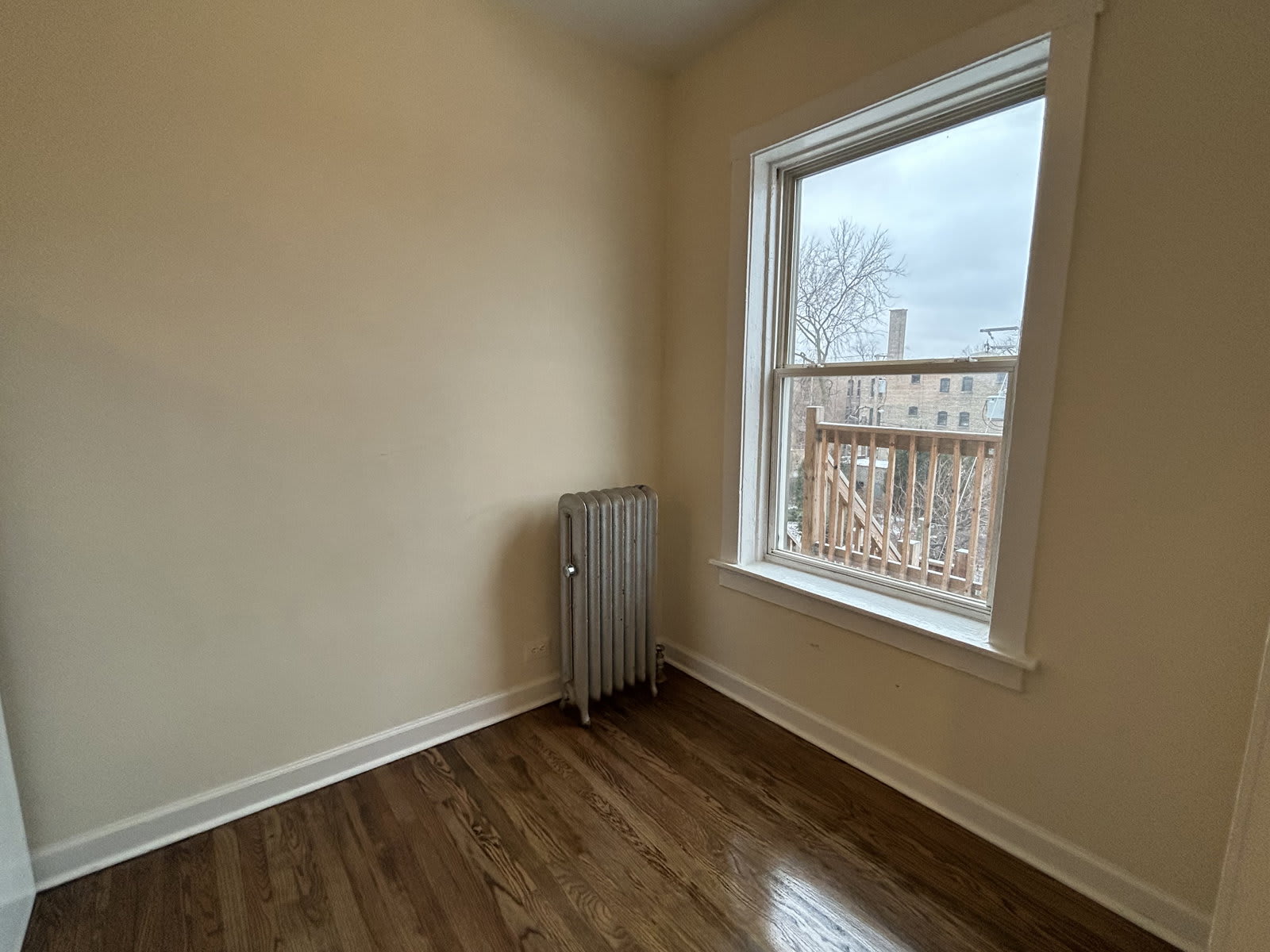 2712 North Milwaukee Avenue – photo 2