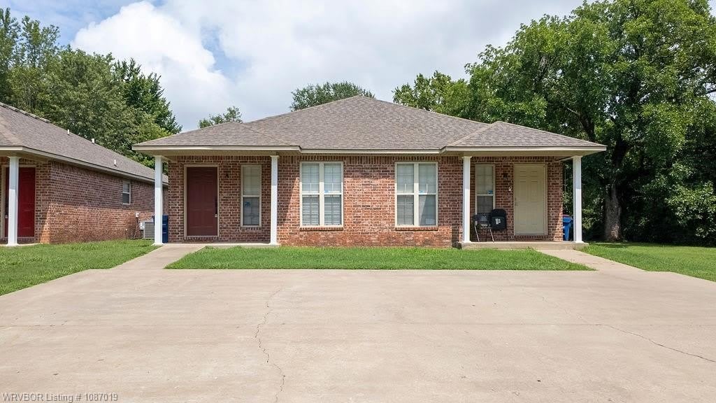 5017 5019 S 28Th St – photo 1