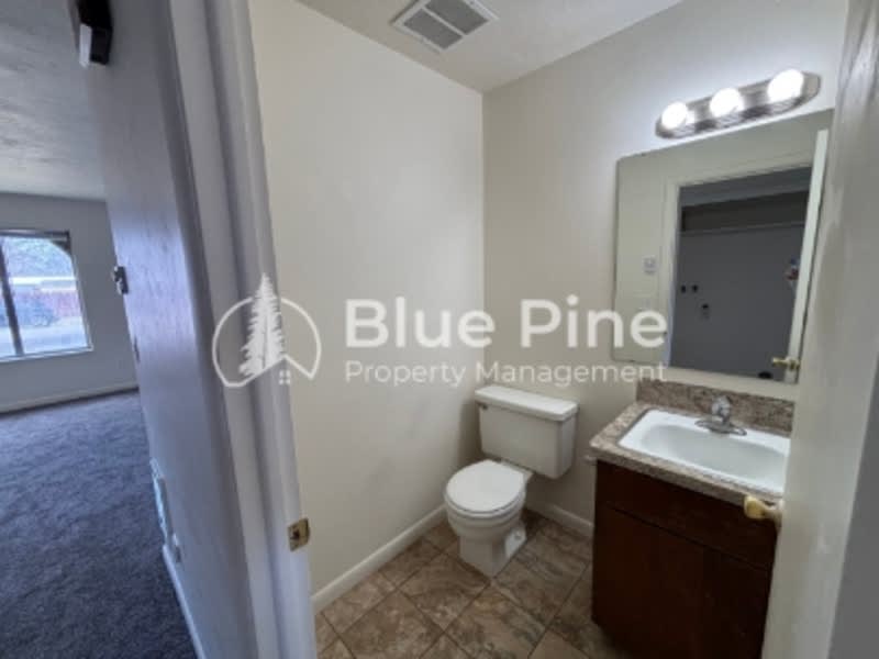 1475 South Emerson Avenue – photo 3