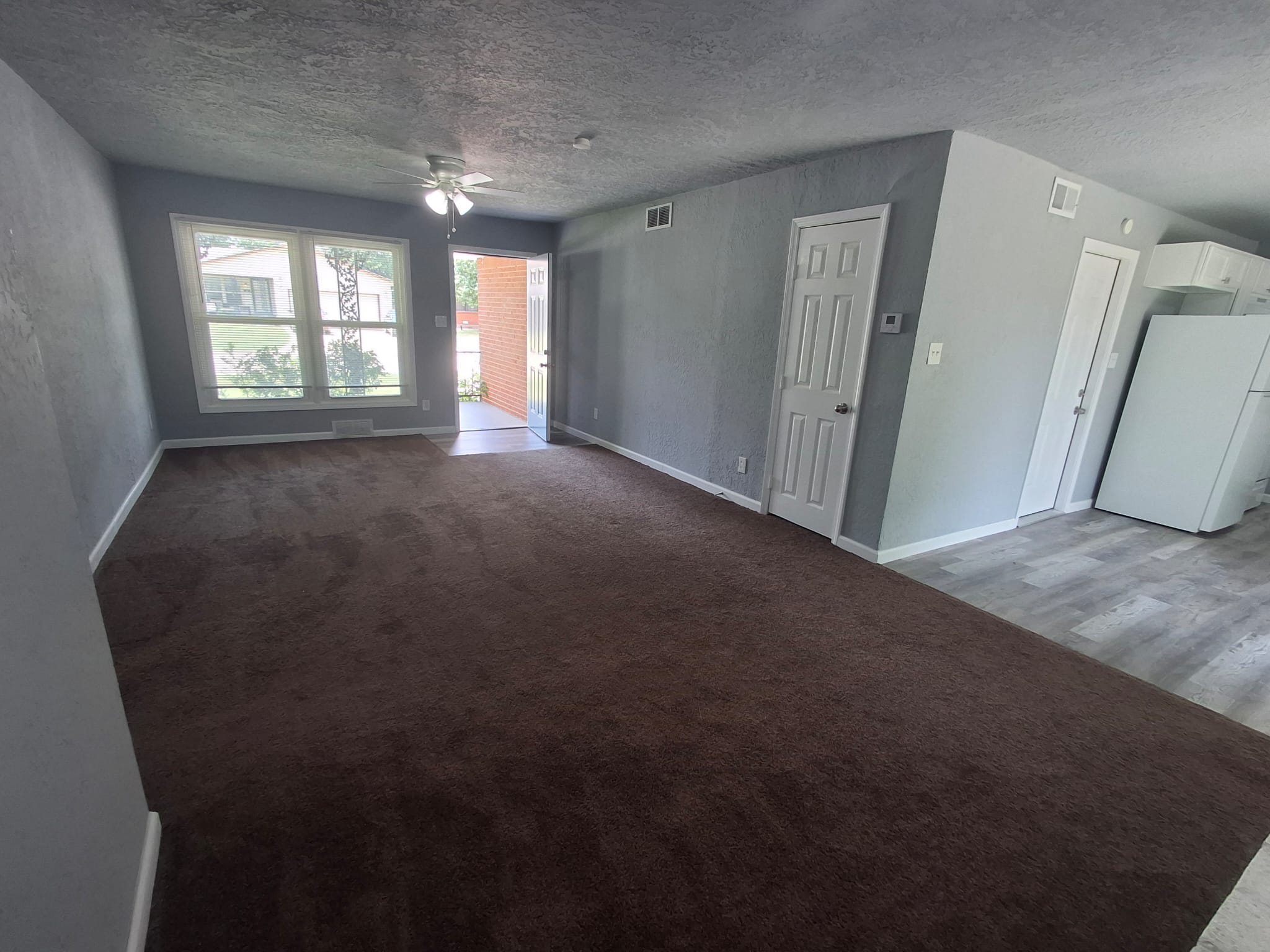 1607 Northwest 27th Street – photo 3