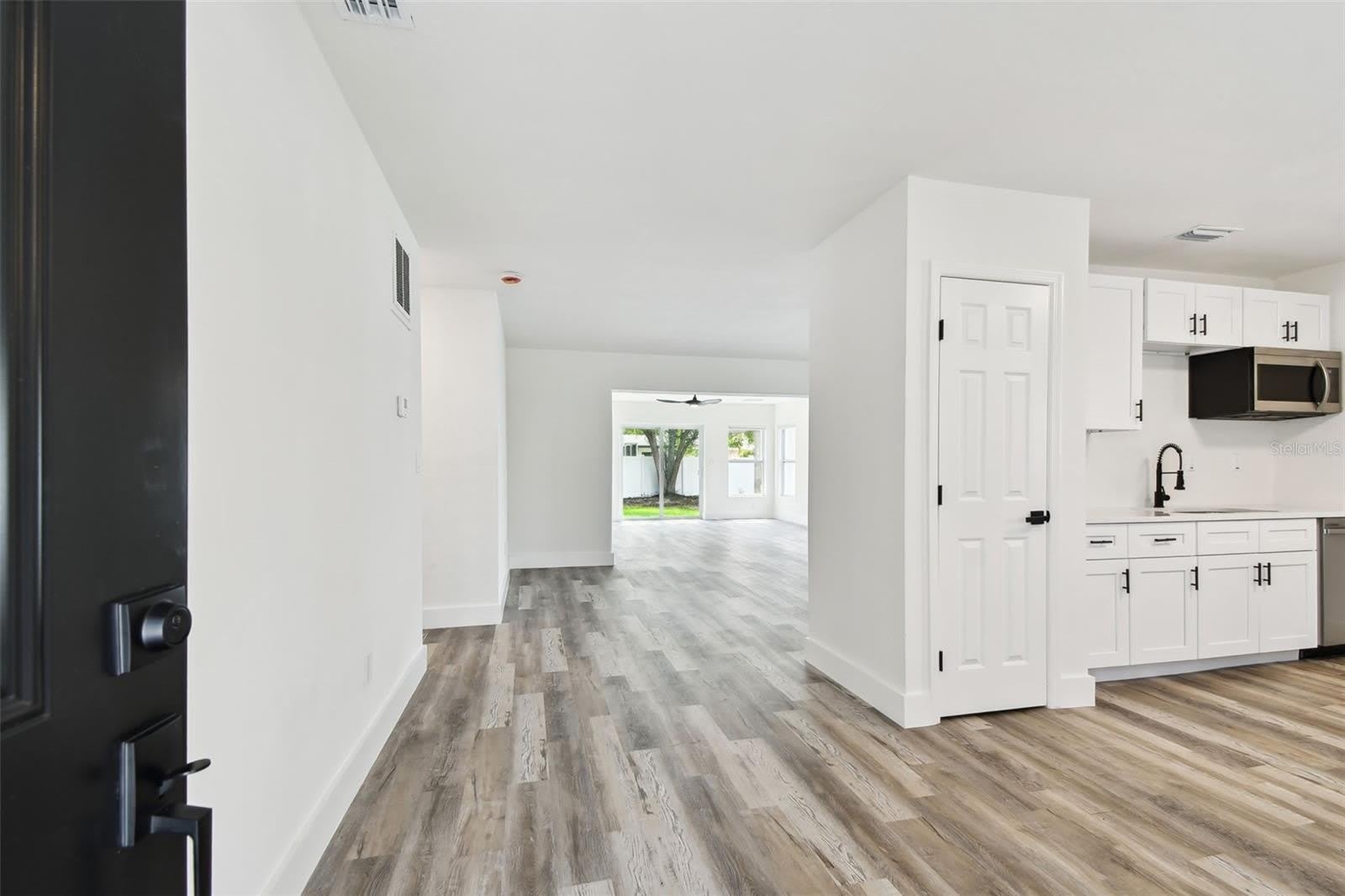 4461 SHORE ACRES Boulevard NE – photo 4