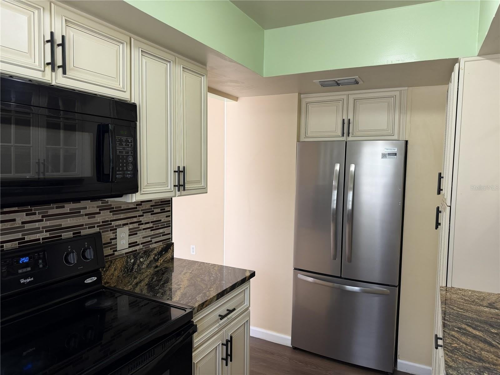 1316 MILL CREEK Place – photo 4