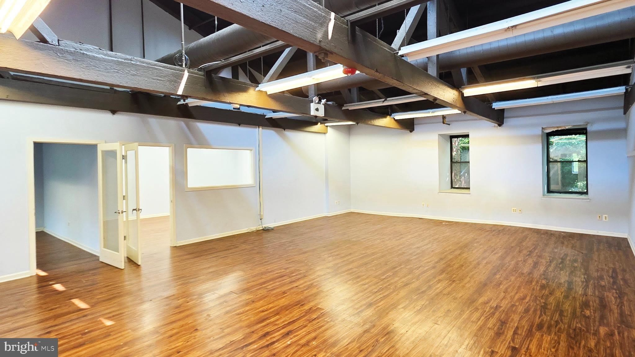 3901 MAIN Street – photo 4