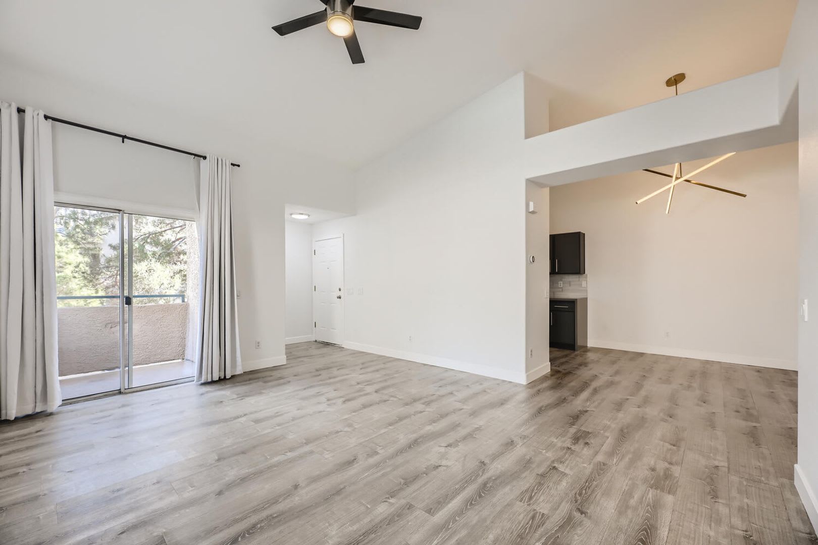 Modern Summerlin Condo with Resort-Style Pool & Spa! – photo 5