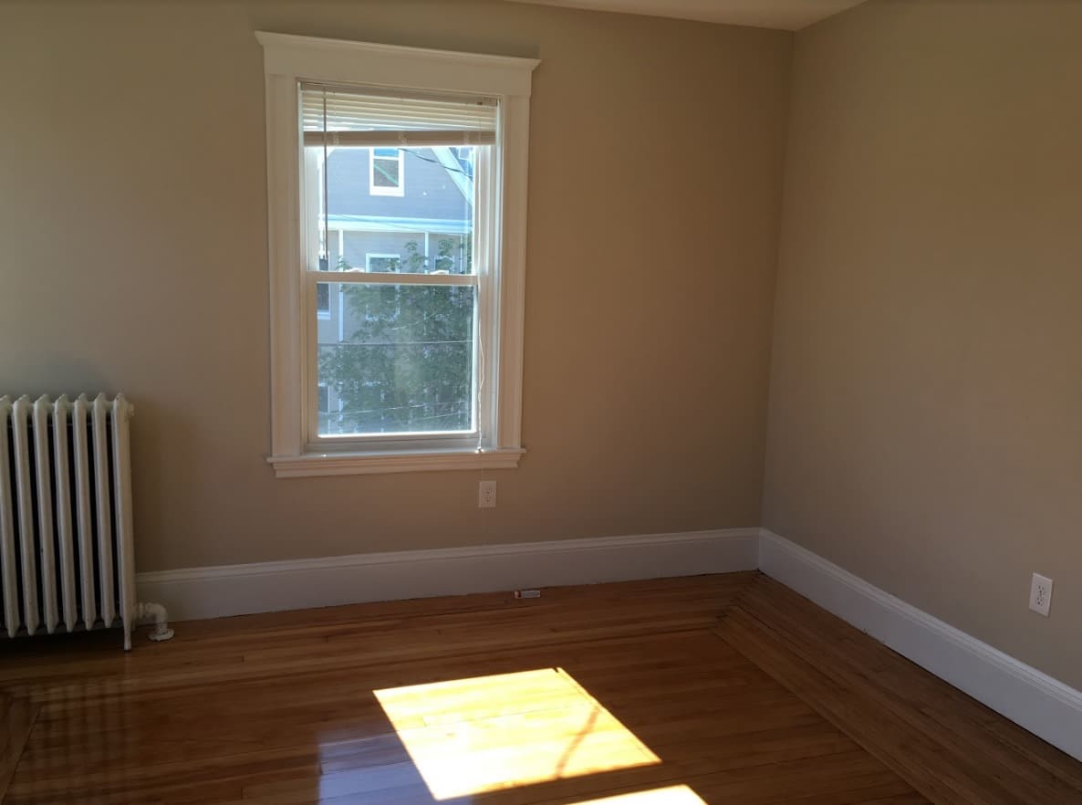 295 Washington St – photo 4