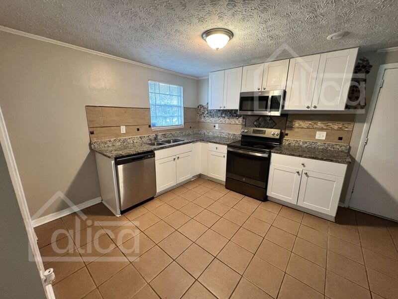 8481 Thims Ave – photo 4