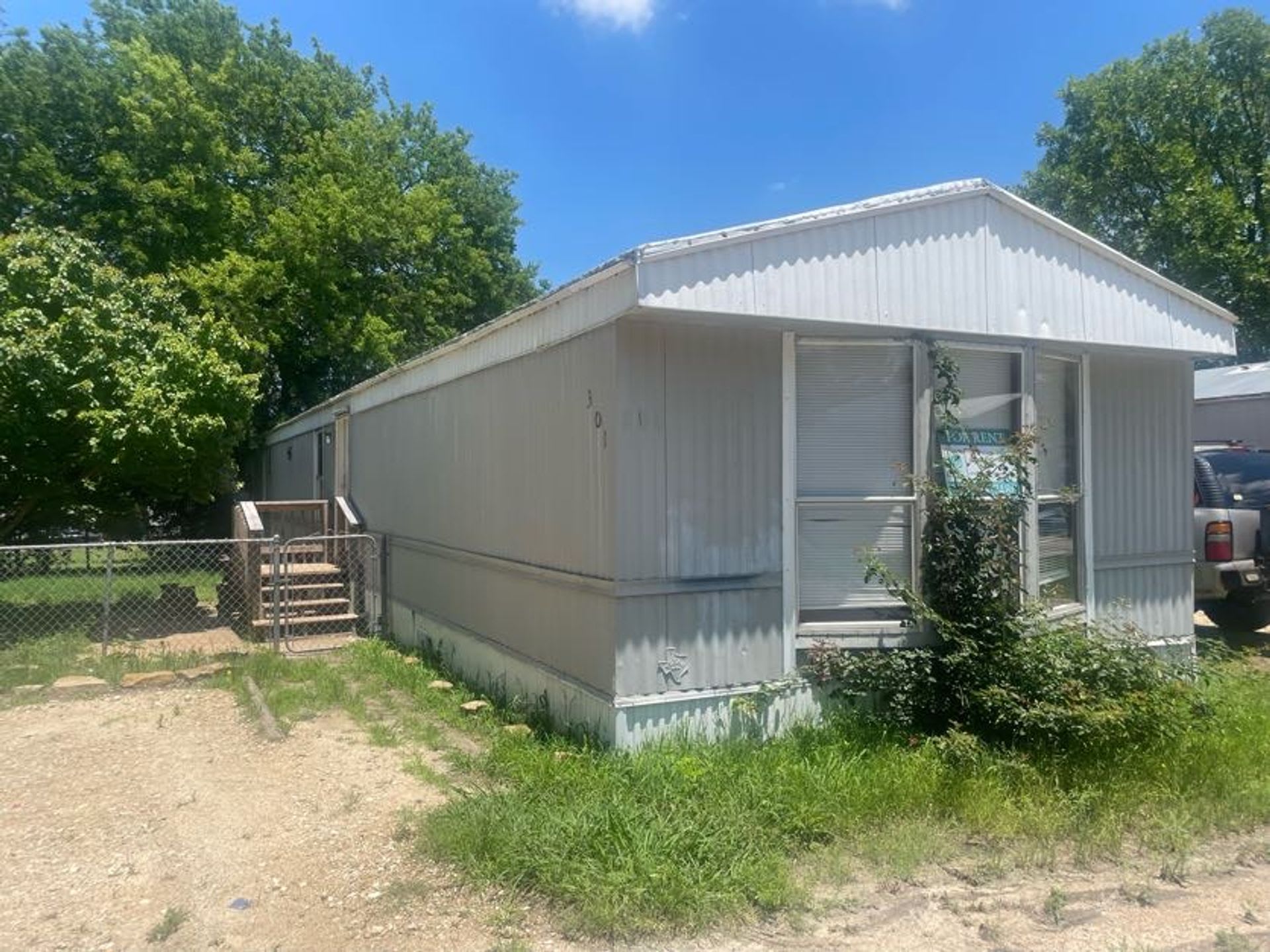 521 E Veterans Memorial Blvd – photo 1