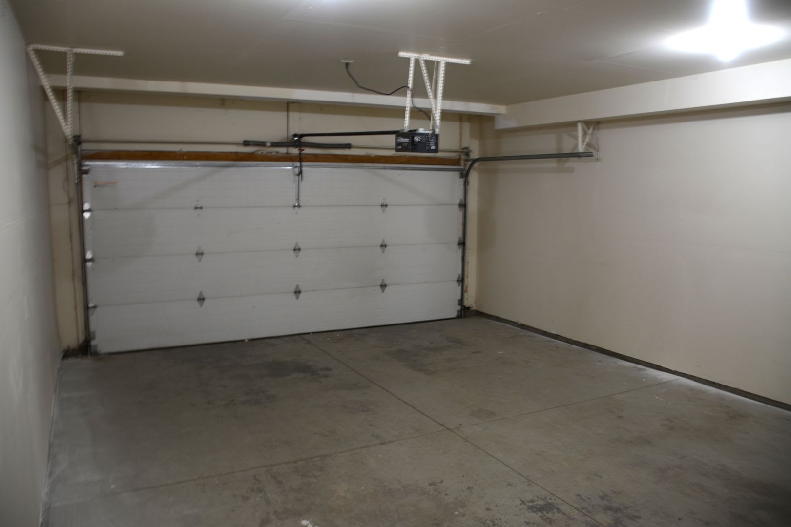 300 5th Ave W – photo 5